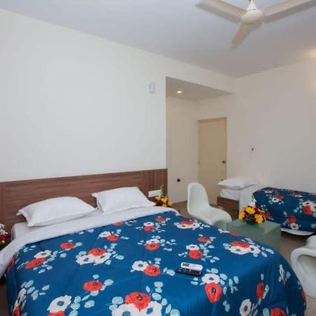Hotel Vijaya Lakshmi Residency - Yeshwanthpur Bangalore Exterior photo